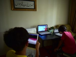 Ders zili evlerde çaldı