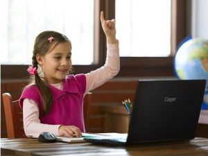 Uzaktan eğitim teknolojik ürünlere talebi arttırdı
