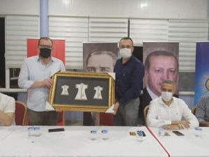 Ak Parti Gençlik Kolları’nda nöbet değişimi