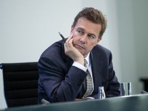 Alman Hükümet Sözcüsü Seibert: "Navalny sinir gazı ile zehirlendi"
