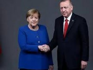 Almanya Başbakanı Merkel ile Cumhurbaşkanı Erdoğan video konferans ile görüştü
