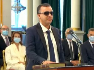 Tunus’ta görme engelli Bakan Zaidi yemin etti