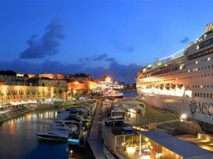 Dev cruise gemileri rotayı Türkiye’ye çeviriyor