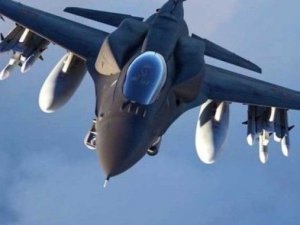 ABD ve Ukrayna uçakları birlikte uçuş yaptı, Karadeniz’de tartışmalar başladı