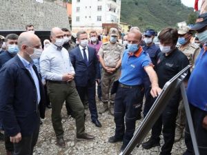 Bakanlar Soylu ve Karaismailoğlu, Çaldağ Beldesinde incelemelerde bulundu