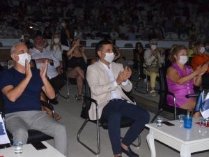 Altın Güvercin, Berkay konseri ile devam etti