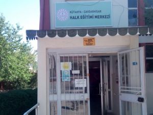 Halk Eğitim Merkezi Müdürlüğü, EBA destek noktası olarak hizmet veriyor