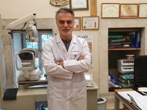 ’’Koronavirüse karşı gözlük takın’’