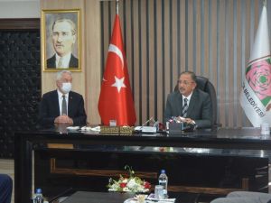 AK Parti’li Özhaseki: “Belediyecilikte şampiyonuz”