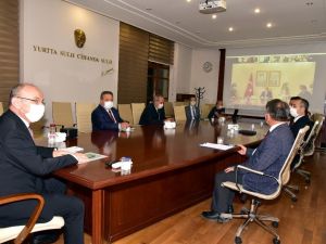 Covid-19 tedbirlerini görüştüler