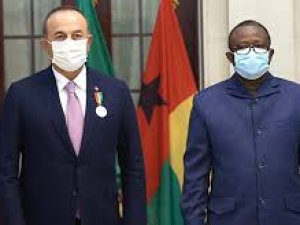 Çavuşoğlu, Gine Bissau Cumhurbaşkanı Embalo tarafından kabul edildi