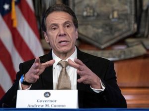 New York Valisi Cuomo: “Trump’ın başarısız liderliği ve yetersizliği binlerce hayata mal oldu”