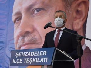 AK Parti Şehzadeler’de Mehmet Emin Çipiloğlu güven tazeledi