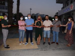 176 karikatürist ve 576 eser Kuşadası’nda buluştu