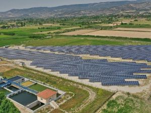 Büyükşehir güneş tarlaları ile 4,1 milyon KWh’lik elektrik enerjisi üretti