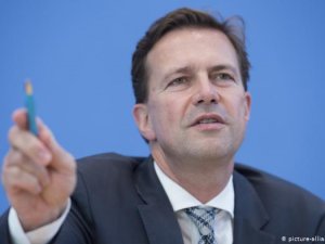 Almanya: "İsveç ve Fransa’daki laboratuvarlar Navalny’nin zehirlendiğini doğruladı"