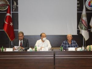 Söke’de fabrika sahipleri pamuktaki sorunlarını anlattı