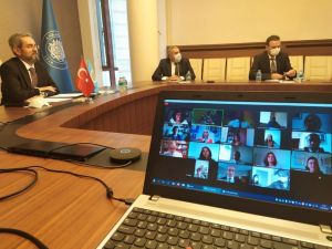 Hekim adayları uzaktan buluştu