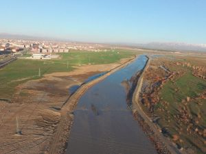 Ağrı’da 3 köy ile 23 bin 170 dekar tarım arazisinin taşkın riski azaltıldı