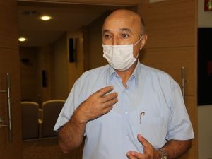 Eşiyle birlikte korona virüsü yendi vatandaşları uyardı