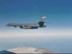 Rus ve ABD uçakları Uzak Doğu’da karşı karşıya geldi