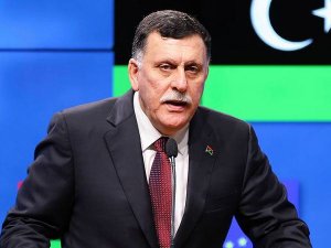 UMH Başbakanı Fayiz es-Serrac istifa kararından vazgeçti