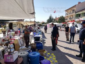 Dumlupınar ilçe pazarında sıkı denetim
