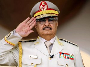 General Hafter, Libya’da petrol blokajını kaldırdı