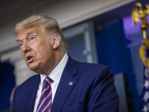 Trump: “Covid-19 aşısı 2021 Nisan ayına kadar her Amerikalıya ulaşacak”