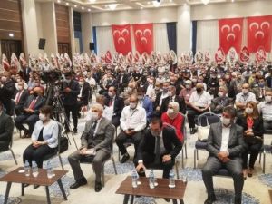 MHP’li Bulut: "İnatla ve ısrarla liderimizle problem yaşayan herkesle problem yaşamaya hazırız"