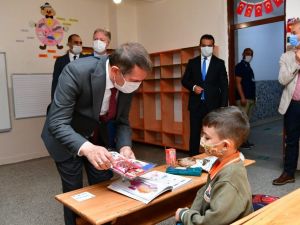 Mamak’ta ilk ders zili çaldı