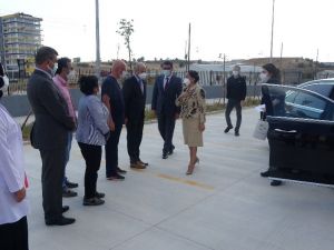 Uşak Eğitim Araştırma Hastanesi ek binası hizmete girdi