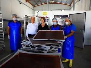 Meyve-sebze kurutma tesisi ile üretici kazanıyor