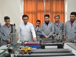 Meslek öğretmenlerinin yüzde 85’ine işbaşı eğitimi