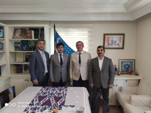 Üniversiteden Özbekistan konsolosluğuna ziyaret