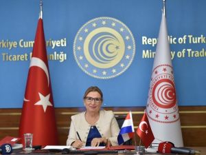 Ticaret Bakanı Pekcan: “Türkiye’de doğrudan yatırımı bulunan ülkeler arasında Hollanda birinci sırada"