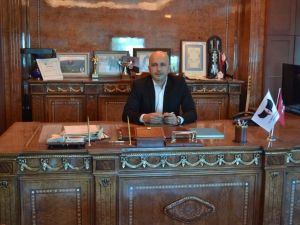 Ayçiçek görevinden ayrıldı