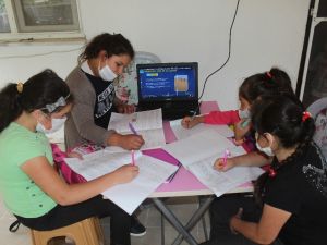 İmamın evi okul oldu, öğrenciler sıraya girdi