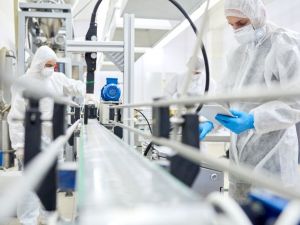 Yılda 13 milyar nitril eldiven üretecek tesis kuruluyor