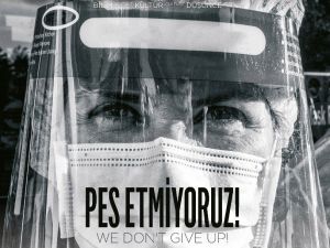 Sağlık çalışanlarının koronavirüs sınavı: “Pes etmiyoruz”