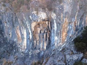 Manisa’nın 3 bin yıllık mitolojik mirası yok oluyor