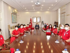 Teknofest 2020’de başarılı olan öğrenciler ödüllendirildi