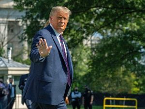 Trump birçok eyalette seçimlere itiraz ediyor, seçim mahkemeye taşınıyor
