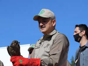 Bakan Pakdemirli Hayvanları Koruma Günü’nde yaban hayvanlarını doğa ile buluşturdu