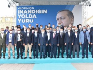 AK Parti Bursa’da ilçe kongrelerini tamamladı