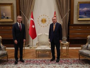 Cumhurbaşkanı Recep Tayyip Erdoğan, NATO Genel Sekreteri Jens Stoltenberg’i Cumhurbaşkanlığı Külliyesi’nde kabul etti.