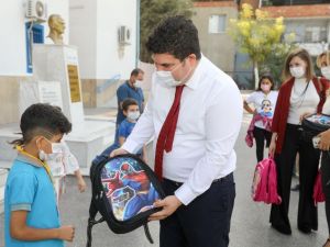 Bucalı miniklerin okul seti Başkan Amca’dan