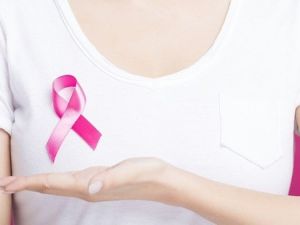 Alkol tüketen kadınlara meme kanseri uyarısı