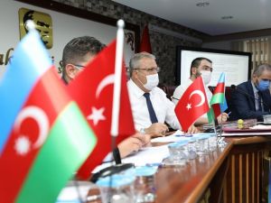 Yunusemre’den ‘İki devlet tek millet vurgusu’