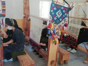 Çamelili kadınlar ev ekonomisine katkı sağlayacak